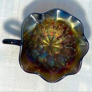 Dugan/Diamond Carnival Glass Leaf Rays Nappy, Purple/Amethyst, 7 Ruffled Edge